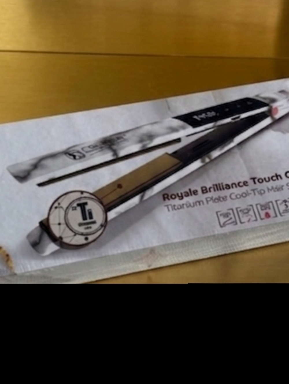 Royale Brilliance Touch Screen Titanium Hair Straightener - Picture 3 of 7